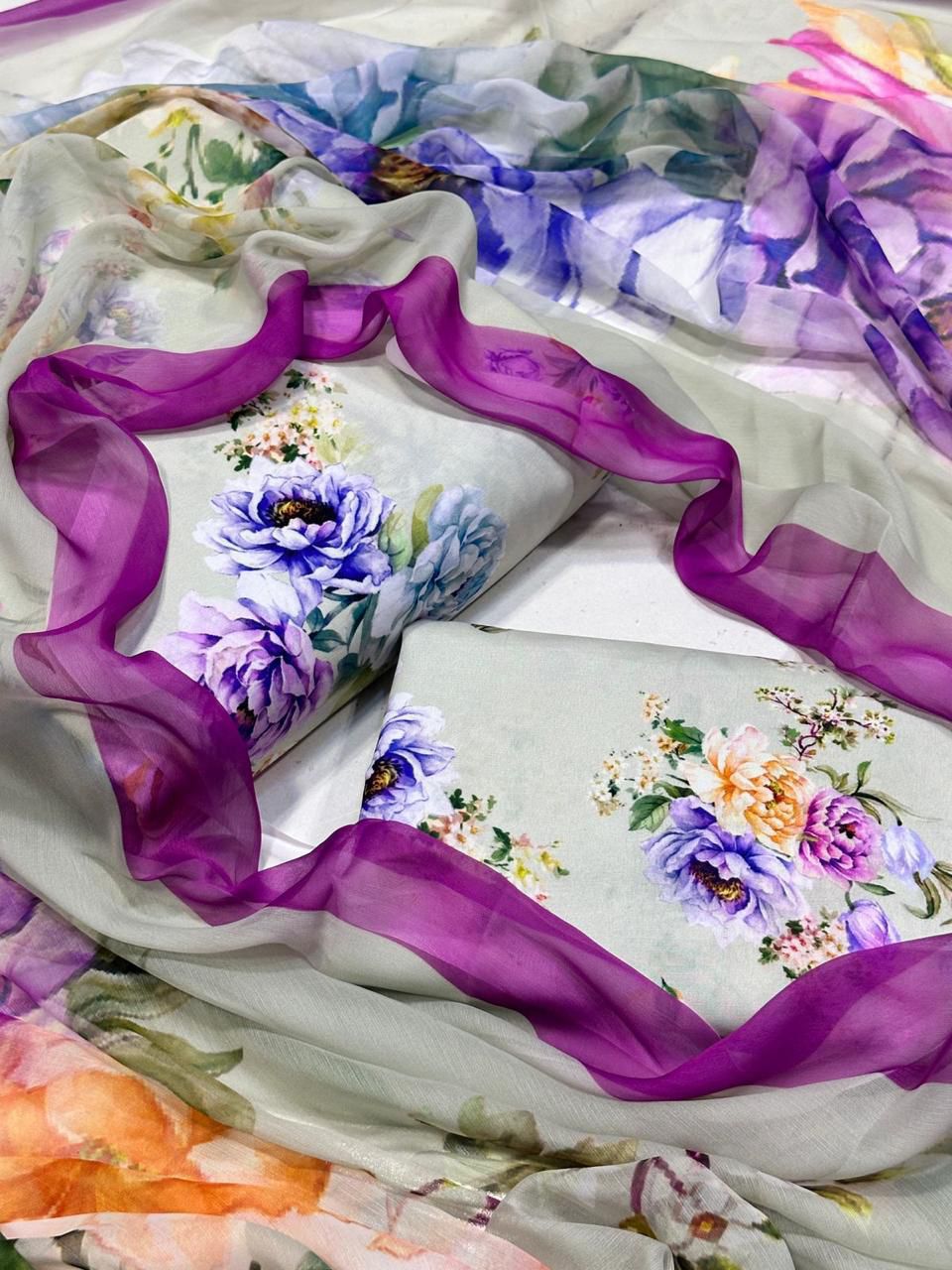 Swiss Lawn Digital Print 3-Pc Suit